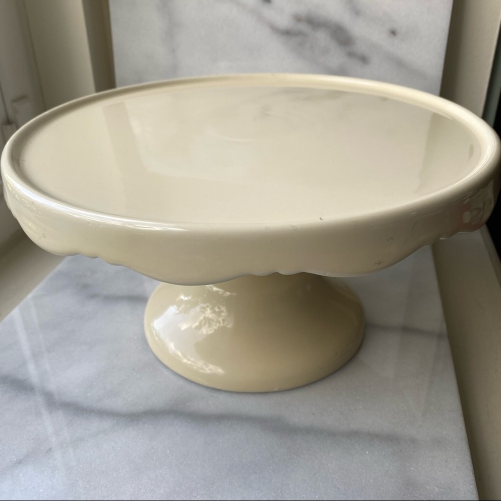 2 x Yellow Ceramic Cake Stans or Dessert Stands